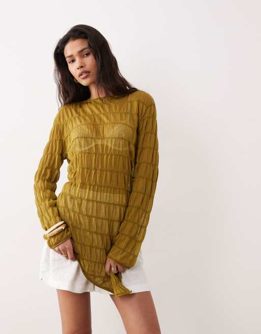 Miss Selfridge – Gesmoktes, asymmetrisches, transparentes Strickoberteil in Olivgrün, 2 von 4