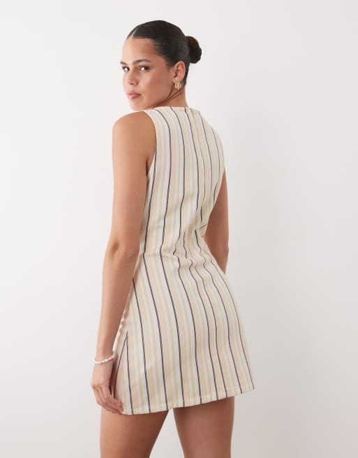 Miss Selfridge - Gestreepte rechtvallende denim jurk in multi, 4 van 4
