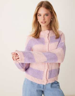 Miss Selfridge - Gestreifte Strickjacke in Pastellrosa und Lila-Bunt