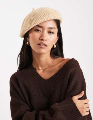 Miss Selfridge - Gestrickte Baskenmütze in Kamelbeige-Brown