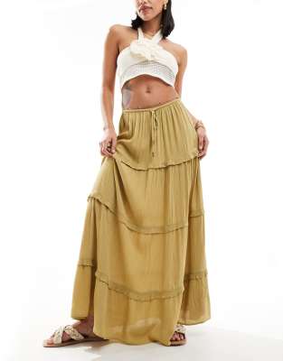 Miss Selfridge – Gestufter Maxi-Prärie-Rock in Neutral mit Knitterstruktur