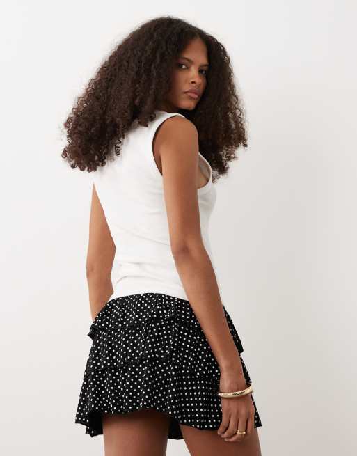 Miss Selfridge – Gestufter Mini-Skort mit Polka Dots, 5 von 5