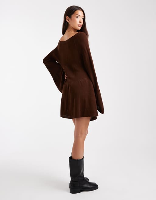 Miss Selfridge – Gestuftes, langärmliges, luftiges Strick-Hängerkleid in Schokobraun, 2 von 4