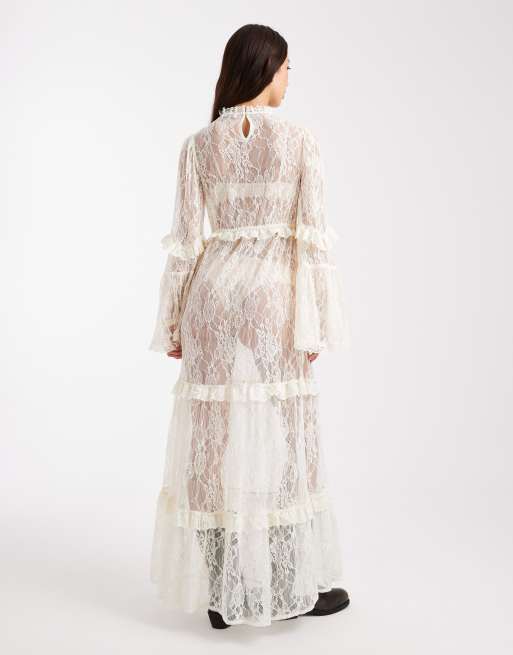 Miss Selfridge – Gestuftes Spitzen-Maxikleid in Ecru, 2 von 4
