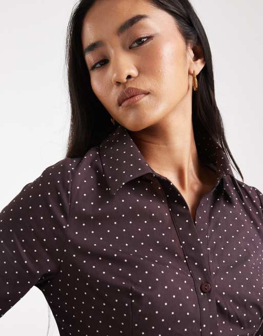 Miss Selfridge - Getailleerd poplin overhemd met stippen in chocoladebruin, 3 van 4