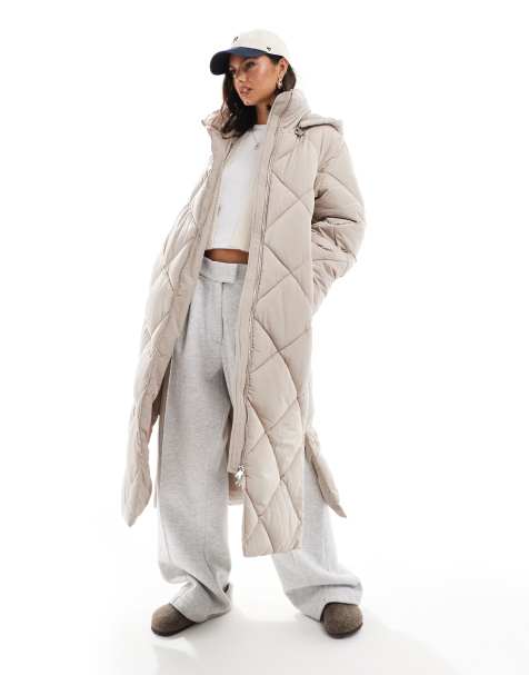 Miss Selfridge - Gewatteerde maxi pufferjas met capuchon in champignon - view 1