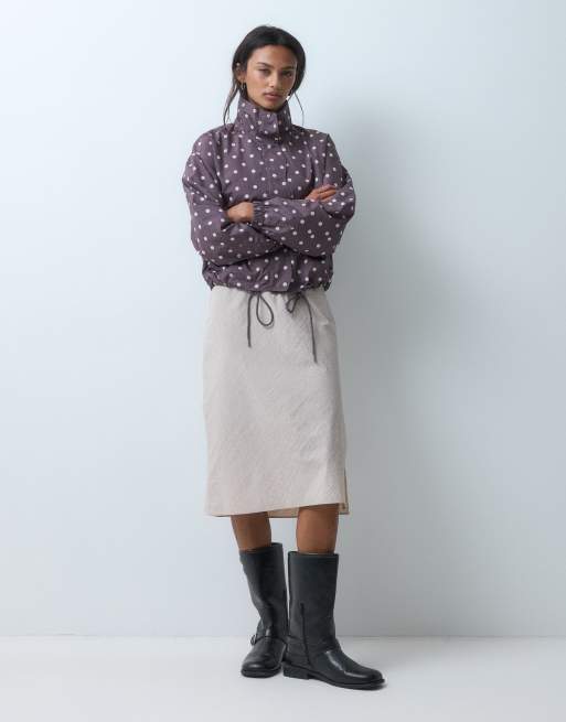 Miss Selfridge giacca impermeabile con bordo smerlato a pois color cioccolato, 2 di 5
