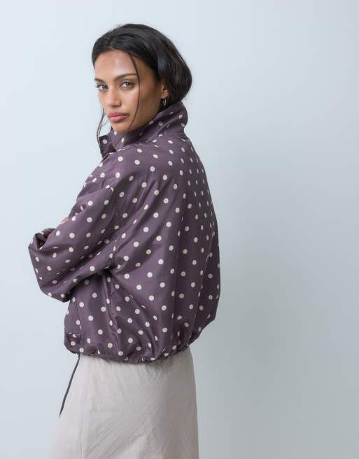 Miss Selfridge giacca impermeabile con bordo smerlato a pois color cioccolato, 4 di 5