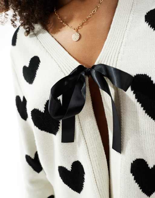 Miss Selfridge - Gilet à motif cœurs avec nœud à l'avant, 3 de 4