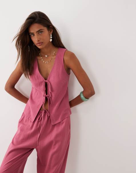 Miss Selfridge - Gilet color lampone effetto lino allacciato sul davanti - view 1