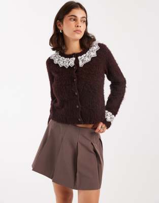 Miss Selfridge - Gilet d'ensemble avec détail en dentelle - Prune-Violet