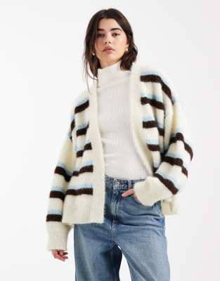 Miss Selfridge - Gilet duveteux bord à bord rayé-Blanc