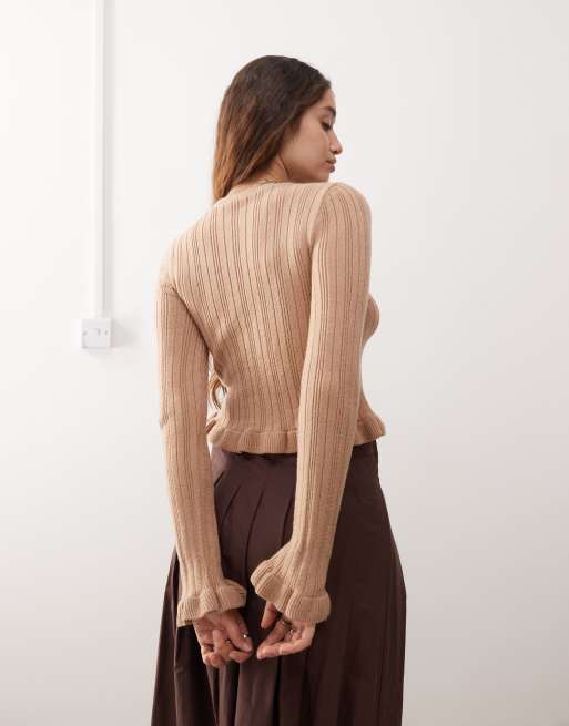 Miss Selfridge - Gilet en maille à ourlet et bords des manches volantés, 4 de 4