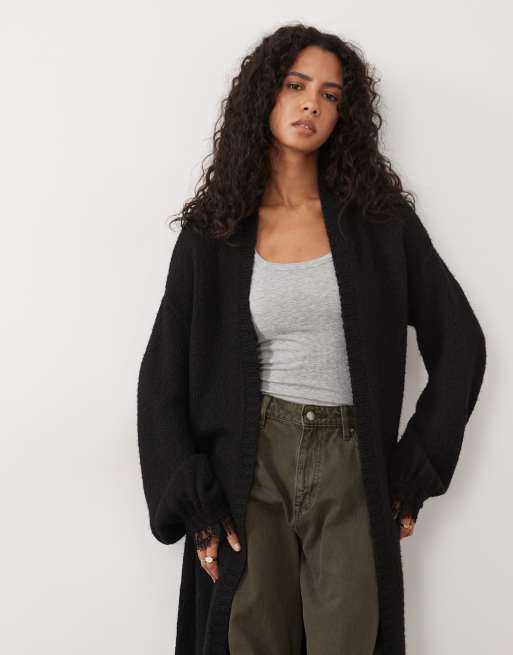 Miss Selfridge gilet long avec détail de manchette en dentelle noir, 3 de 4