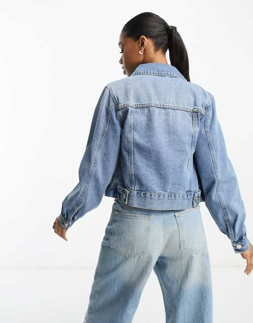 Miss Selfridge - Girlfriend-denimjakke i blå vask , 2 af 4