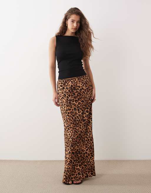 Miss Selfridge - Gonna lunga con stampa leopardata e taglio sbieco