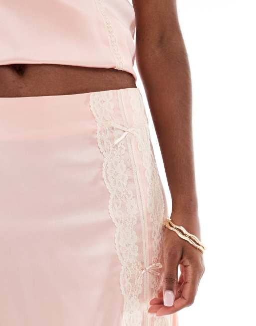 Miss Selfridge - Gonna lunga in raso e pizzo rosa in coordinato, 4 di 5