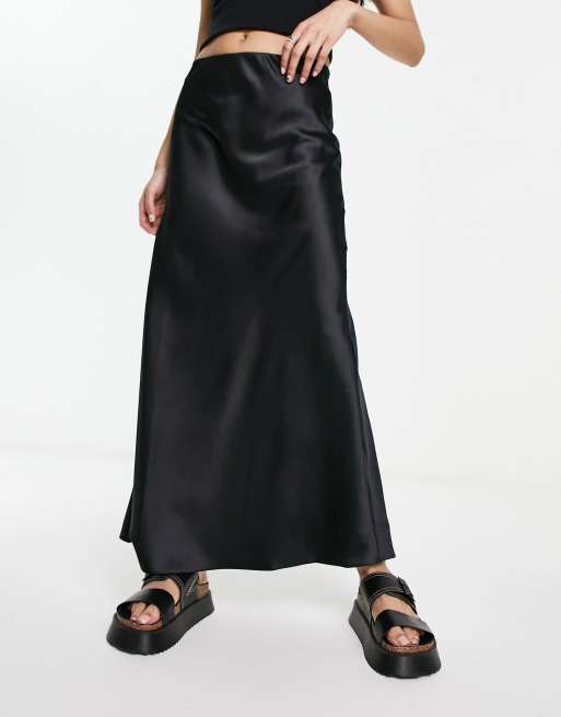 Miss Selfridge - Gonna lunga taglio sbieco in raso nero