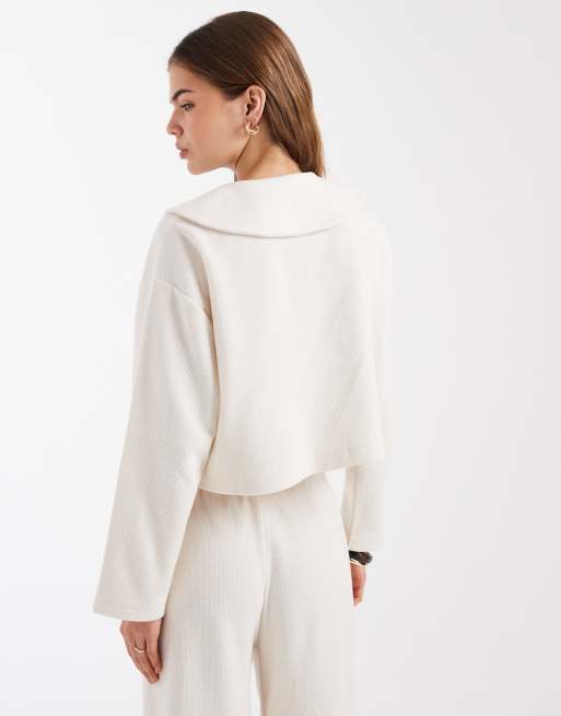 Miss Selfridge – Gräddvit, mjuk, ribbad kofta med Peter Pan-krage, del av set, 3 av 4