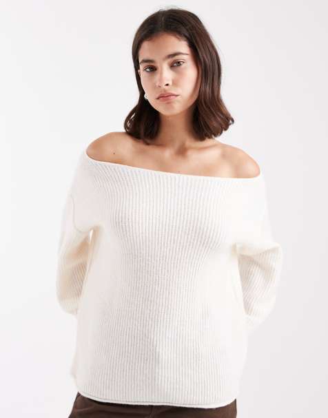 Miss Selfridge – Gräddvit, stickad myströja med asymmetrisk off shoulder-design - view 1