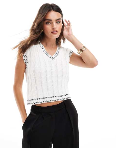 Miss Selfridge – Gräddvitt, kabelstickat linne med kanter - view 1