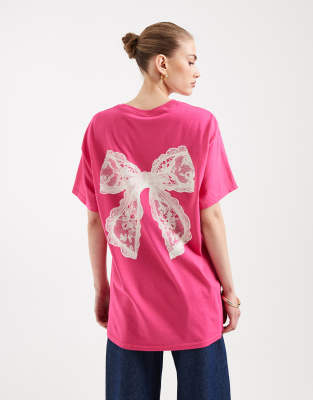 Miss Selfridge Graphic Bow T-shirt In Pink