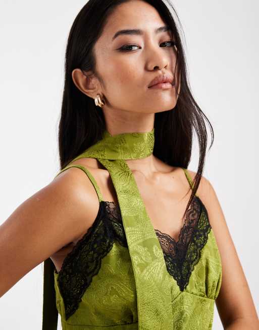 Miss Selfridge - Grøn camitop og tørklæde med jacquardmønster og blondemateriale, 4 af 4