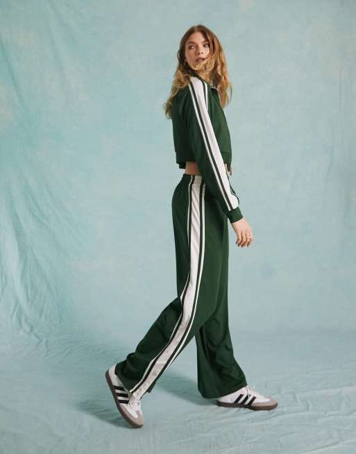 Miss Selfridge – Gröna mjukisbyxor med vida ben och sidoränder, del av set, 4 av 6