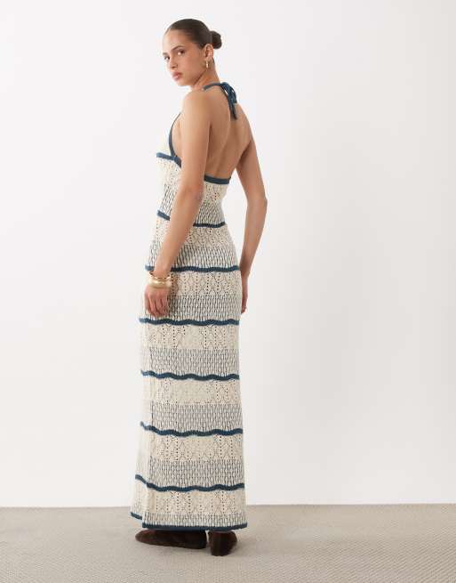 Miss Selfridge halterneck strikket maxikjole i creme og navy-stribe, 4 af 4