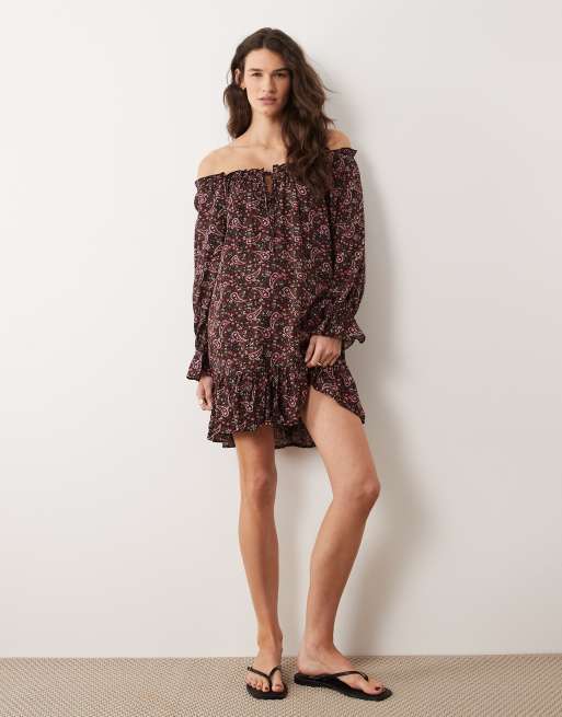 Miss Selfridge – Hängerkleid aus gesponnenem Stoff mit Paisleymuster, 3 von 4