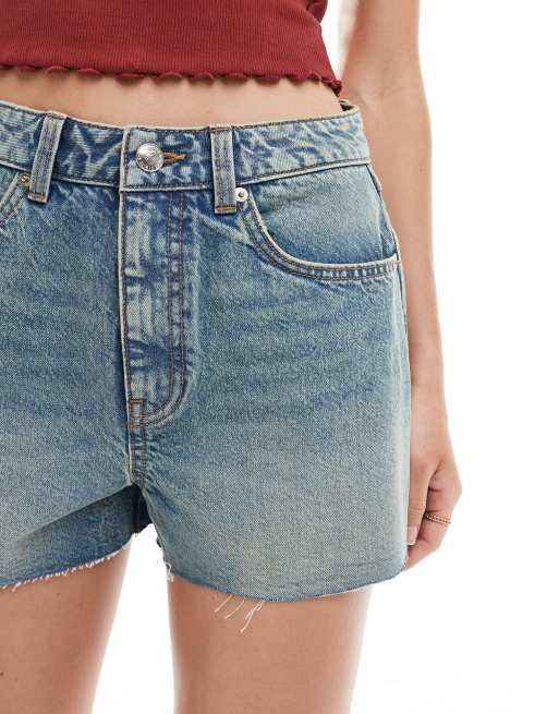 Miss Selfridge heart pocket denim short in mid blue wash, 5 of 5