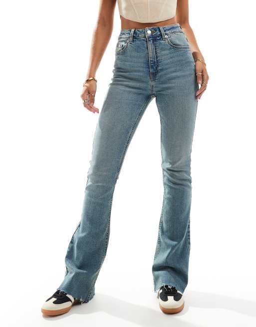 Miss Selfridge heart pocket flare jean in dirty wash, 2 of 5