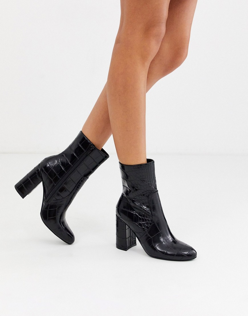 Miss Selfridge heeled boots in black croc-Pink