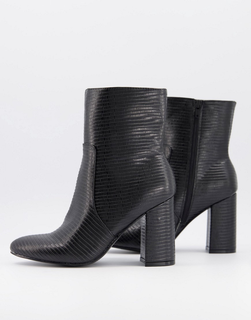 Miss Selfridge heeled boots in black