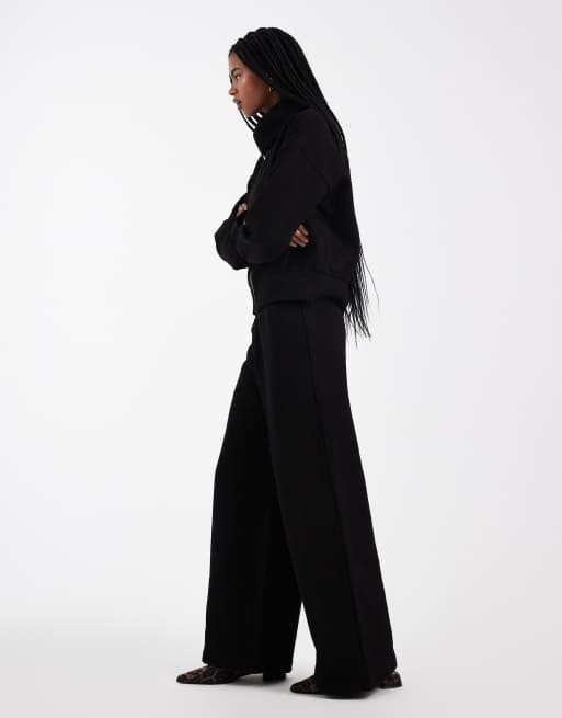 Miss Selfridge – Hochwertige, Weit geschnittene Jogginghose in Schwarz, Kombiteil, 3 von 5