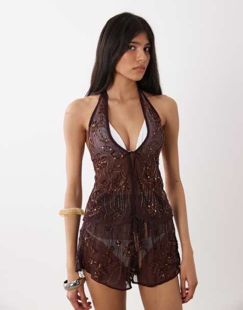 Miss Selfridge – Hochwertiges, verziertes Strand-Oberteil in Schokobraun mit Neckholder, Kombiteil - view 1