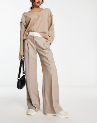 Miss Selfridge - Hose mit weitem Bein in Taupe mit Umschlagbund-Neutral