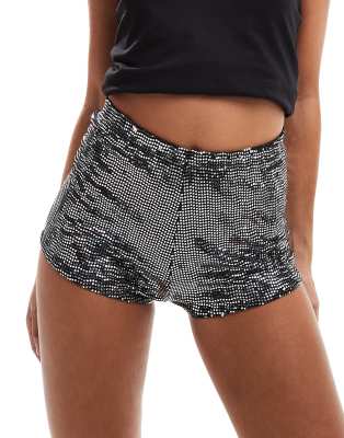 Miss Selfridge - Hotpants in Metallic-Silber im Festival-Look-Schwarz