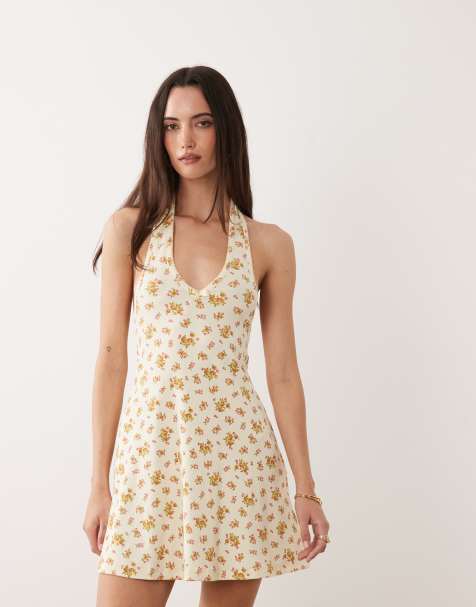 Miss Selfridge - Hvid minikjole med halterneck og picot-kant samt småblomstret print - view 1