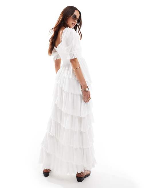 Miss Selfridge - Hvid og niveauinddelt maxikjole med tekstur og asymmetrisk kant, 3 af 4