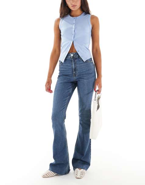 Miss Selfridge – Indigoblå, utsvängda jeans med hjärtformade fickor - view 1