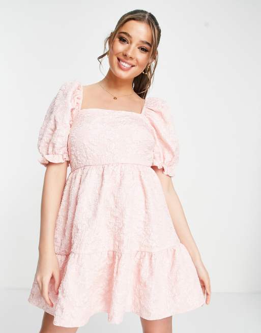 Miss Selfridge jacquard puff sleeve tiered mini dress in pink | ASOS