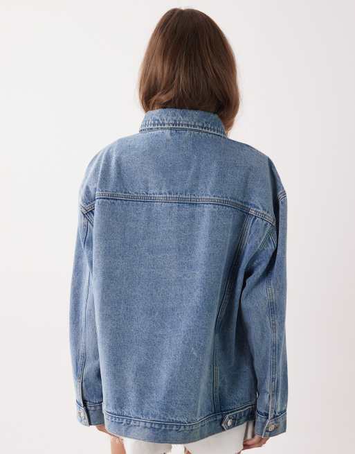 Miss Selfridge – Jasnoniebieska jeansowa kurtka oversize z efektem sprania, 2 z 4