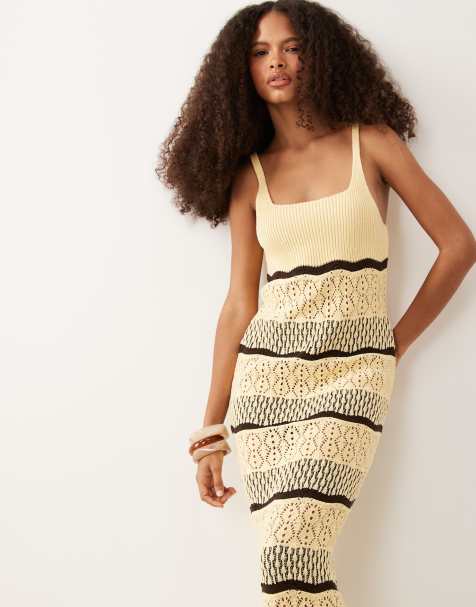 Miss Selfridge – Jasnożółta szydełkowana sukienka maxi w paski - view 1