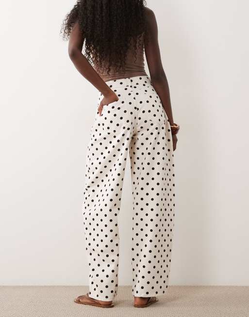 Miss Selfridge jeans barrel leg a pois écru, 2 di 5