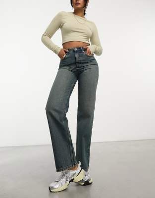Miss Selfridge - Jeans met rechte pijpen in vuile wassing