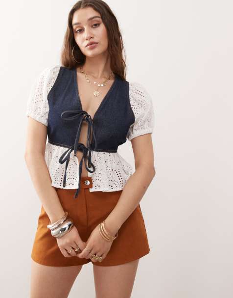 Miss Selfridge – Jeansskjorta med knytning framtill och detaljer i broderie anglaise - view 1