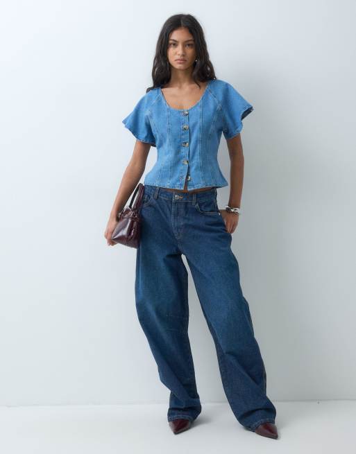 Miss Selfridge jeanstopp med volangärmar i mellanblå tvätt, 2 av 5