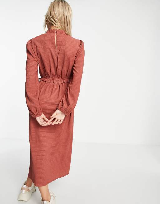 Miss Selfridge jersey shirred midi dress in rose pink | ASOS