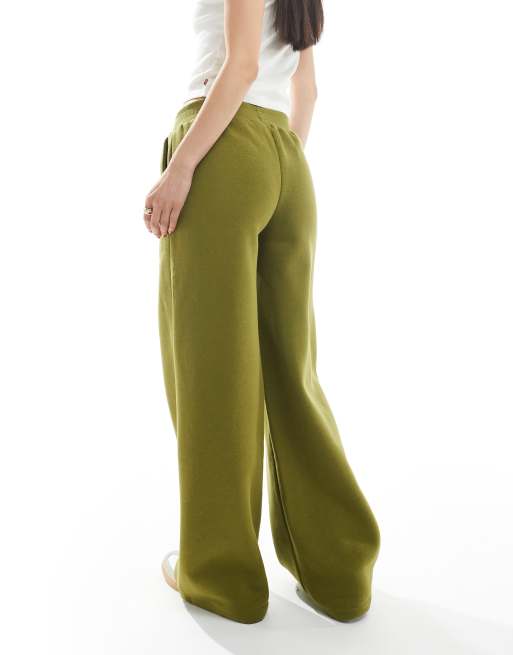 Miss Selfridge - Joggers a fondo ampio verde oliva in coordinato, 2 di 5